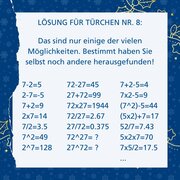 "Lösung für Türchen 8: Das sind nur einige der vielen Möglichkeiten. Bestimmt haben Sie selbst noch andere herausgefunden!" Es folgen zahlreiche Rechen-Kombinationen mit den Zahlen 7, 2, 5, 72 und 27