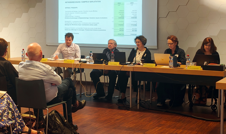 Vingt-cinquième Assemblée des délégués Membres du comité